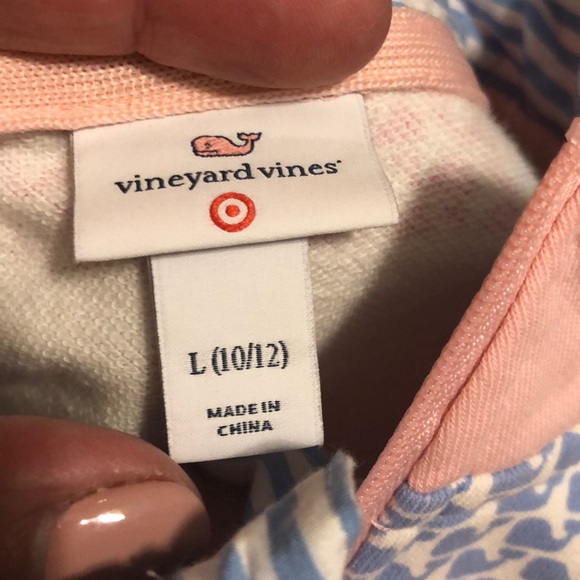 Vineyard vines - Picture 3 of 3